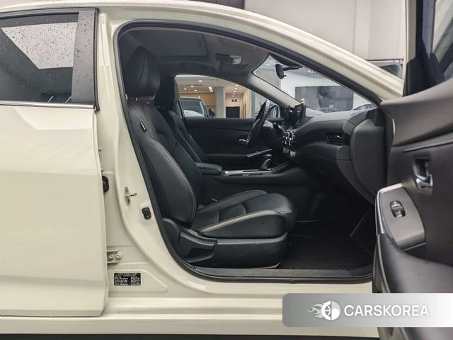 Nissan Xuan Yi 2023 Белый из Китая, фото 2