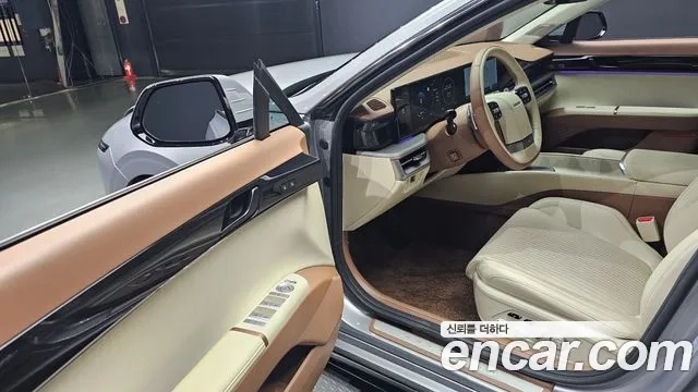 Hyundai Grandeur Hybrid (GN7) 2023 Серебристо-серый из Кореи, фото 2