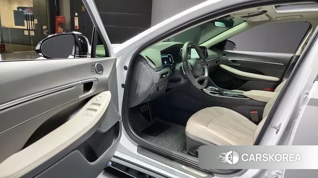 Hyundai Sonata (DN8) 2023 Белый из Кореи, фото 2