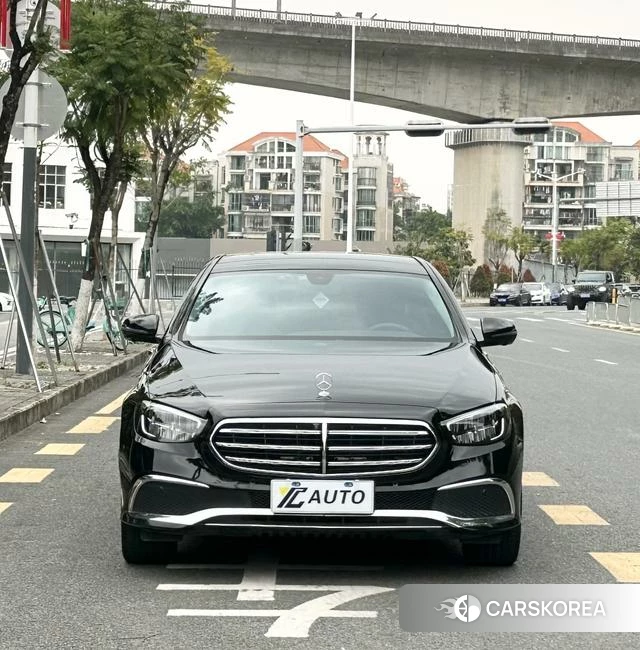 Mercedes-Benz E-class id 4222168 из Китая 2