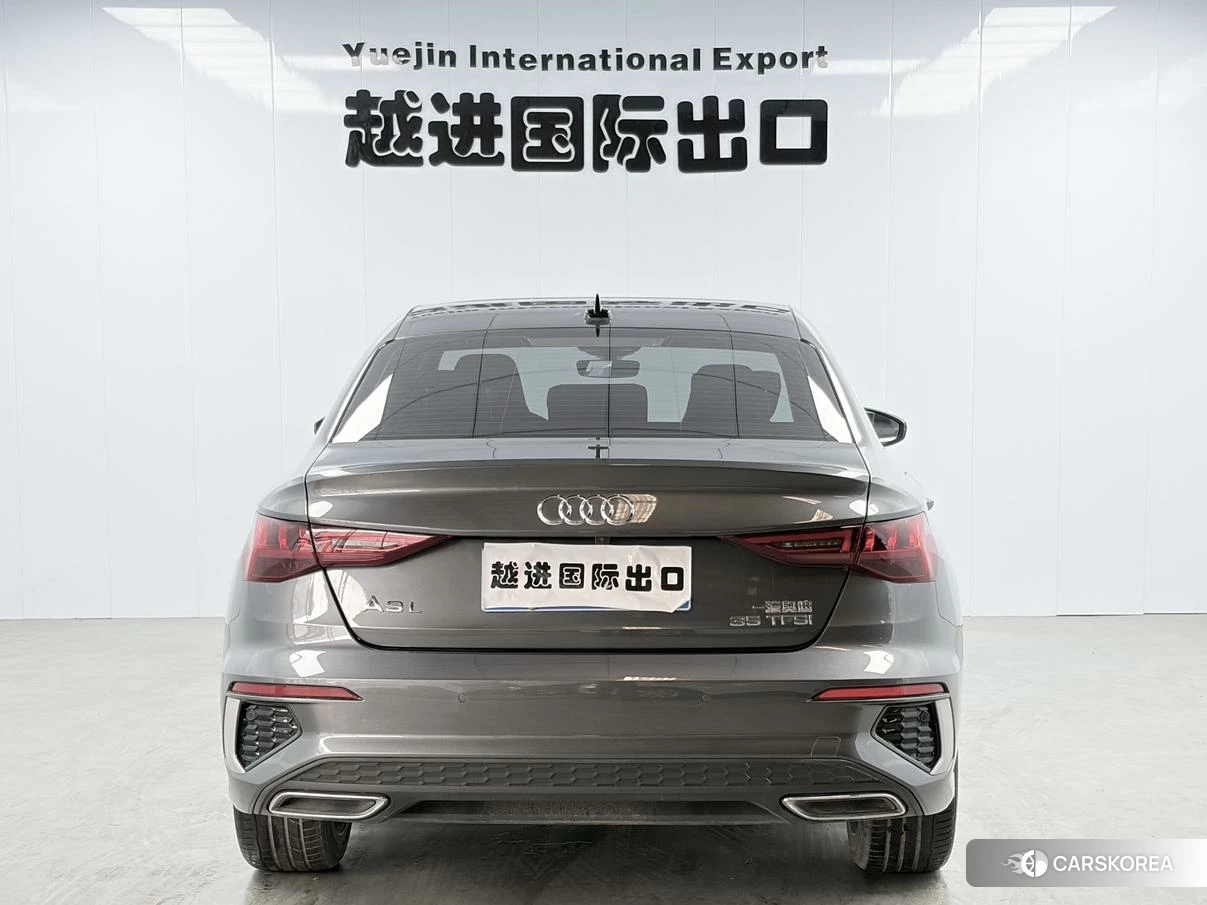 Audi A3 2022 Серебристо-серый из Китая, фото 2