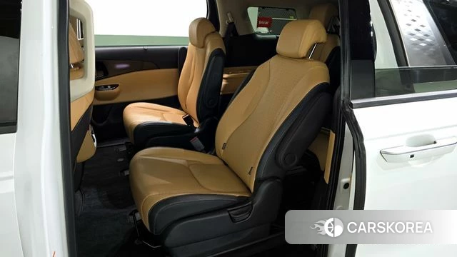 Kia Carnival 4th generation 2022 Белый из Кореи, фото 2