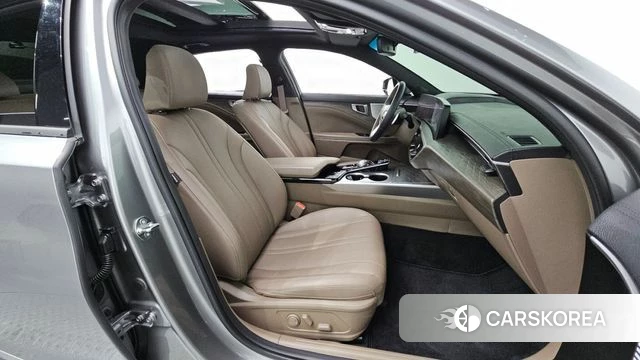 Kia K8 Hybrid 2023 Серебристо-серый из Кореи, фото 2