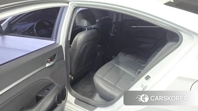 Hyundai The New Avante AD 2019 Белый из Кореи, фото 2