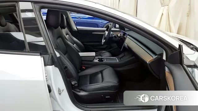 Tesla Model 3 2021 Белый из Кореи, фото 2