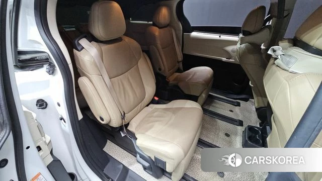 Toyota Sienna 4th Generation 2023 Белый из Кореи, фото 2