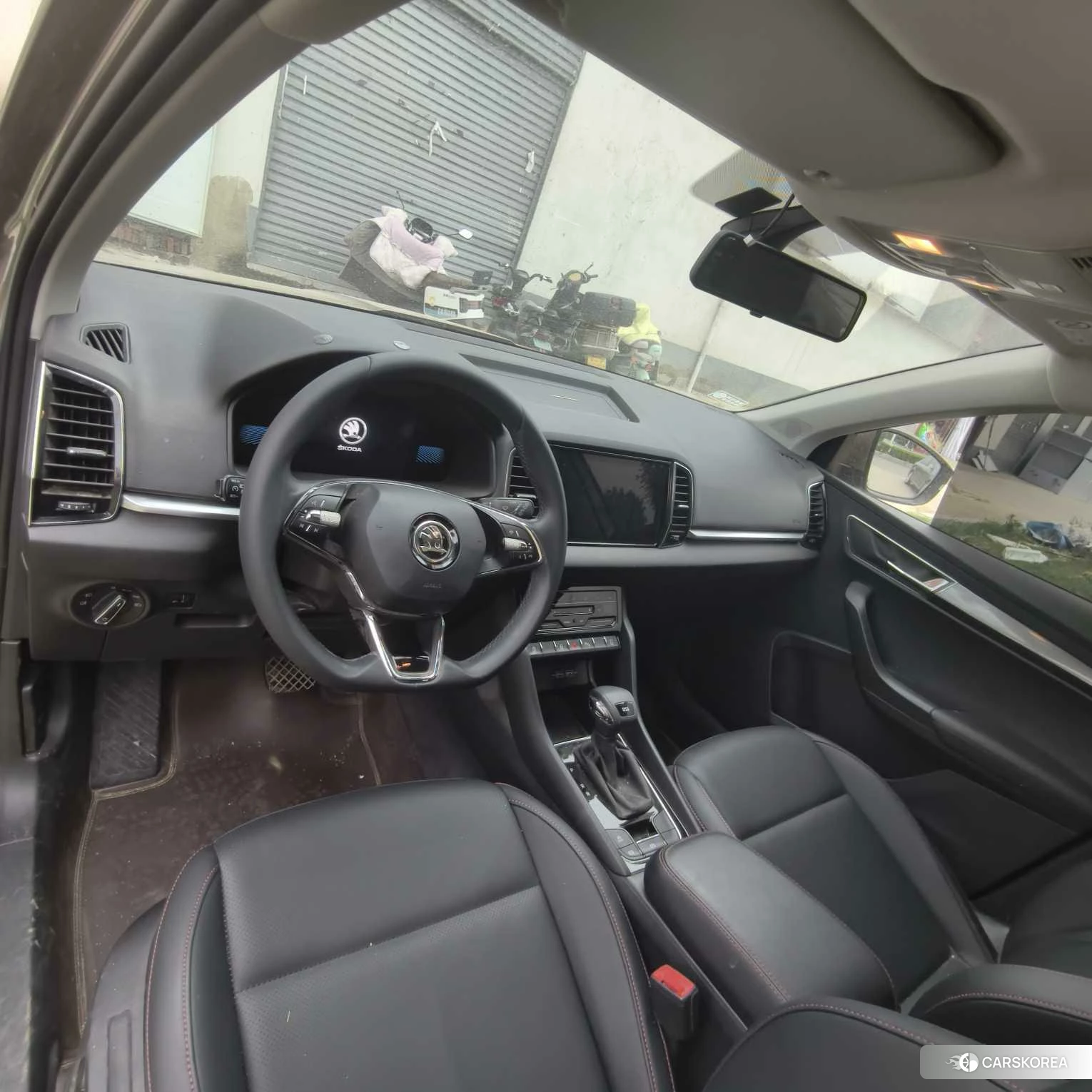 Skoda Krok 2022 Коричневый из Китая, фото 2