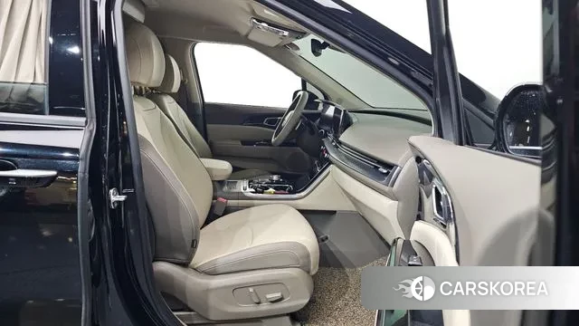 Kia Carnival 4th generation 2021 Черный из Кореи, фото 2
