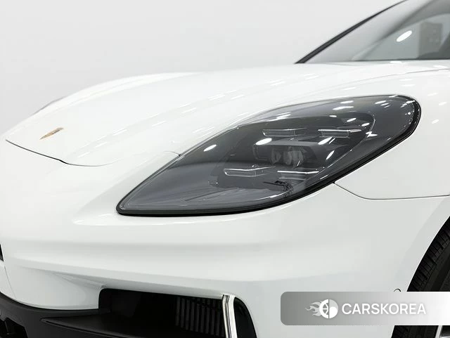 Porsche Panamera (976) 2025 Белый из Кореи, фото 2