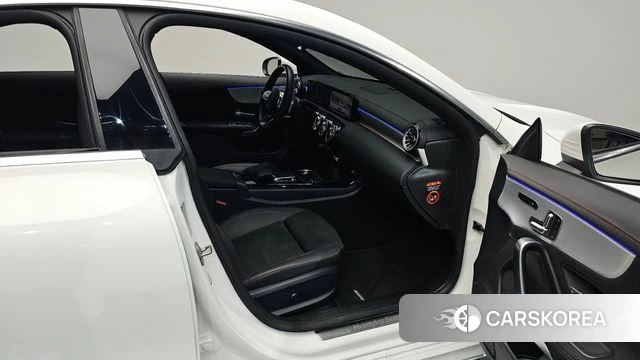 Mercedes-Benz CLA-Class C118 2023 Белый из Кореи, фото 2
