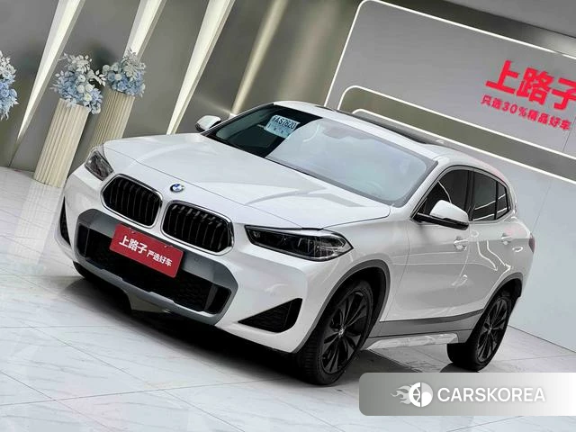 BMW X2 2022 Белый из Китая, фото 2