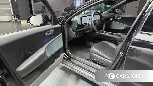 Hyundai Ionic 6 2022 Черный из Кореи, фото 2