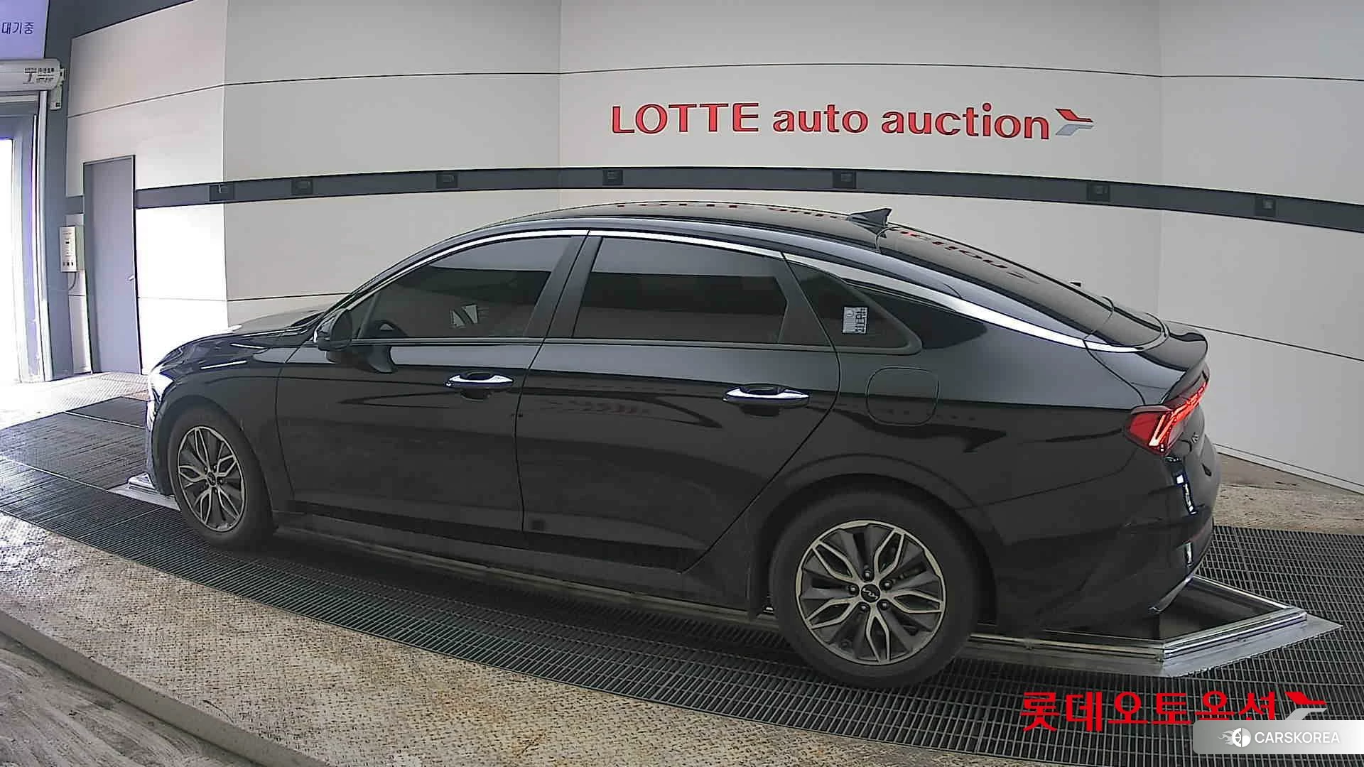 Kia K5 Hybrid 2022 Aurora Black Pearl из Кореи, фото 2