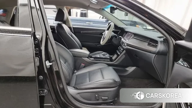 Kia K7 Premier 2021 Черный из Кореи, фото 2