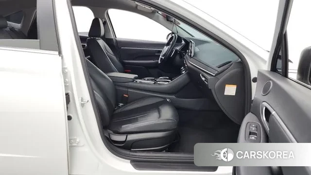 Hyundai Sonata Hybrid (DN8) 2021 Белый из Кореи, фото 2