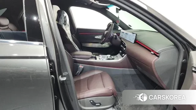 Genesis GV70 2024 Серый из Кореи, фото 2