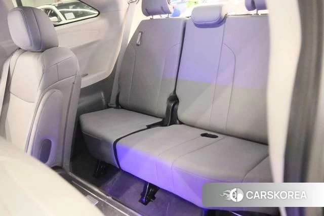 Toyota Grevia 2023 Черный из Китая, фото 2