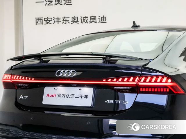 Audi A7 2023 Черный из Китая, фото 2