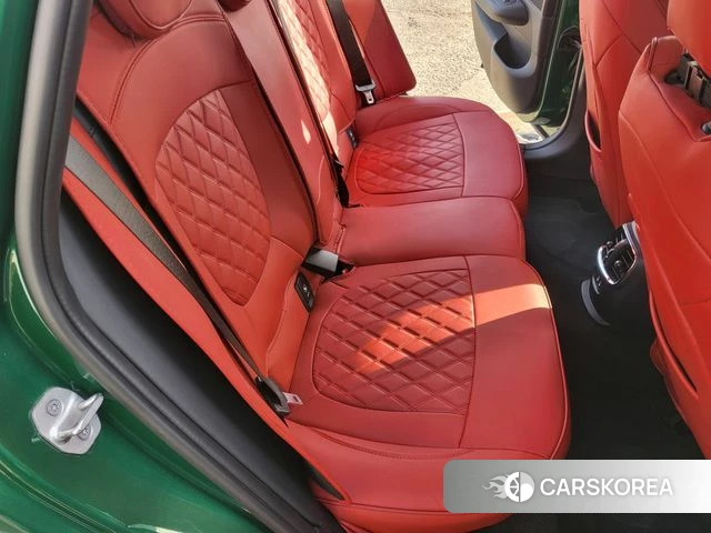 Mini Cooper Clubman 2021 Зеленый из Кореи, фото 2