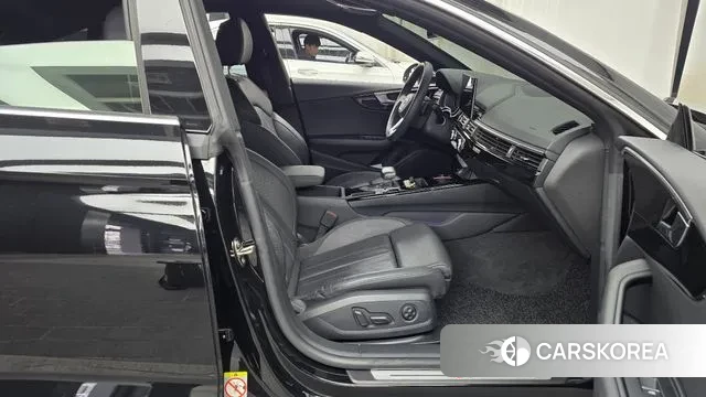 Audi A5 (F5) 2021 Черный из Кореи, фото 2