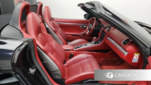 Porsche 718 Boxster 2019 Черный из Кореи, фото 2