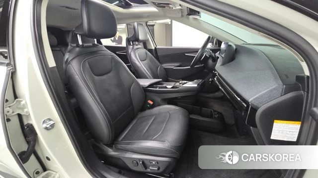 Kia EV6 2021 Жемчужный цвет из Кореи, фото 2