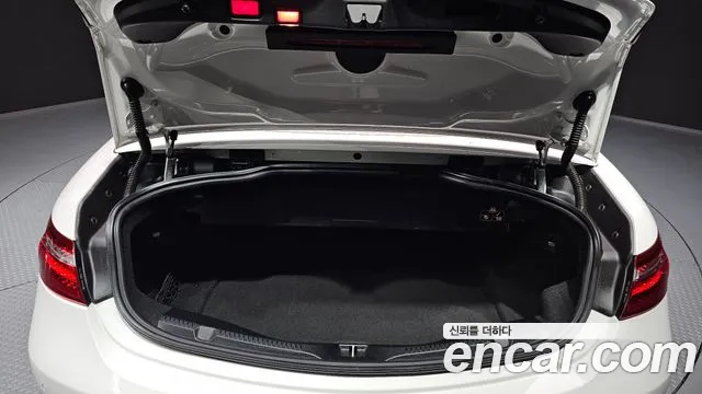 Mercedes-Benz E-Class W213 2019 Белый из Кореи, фото 2