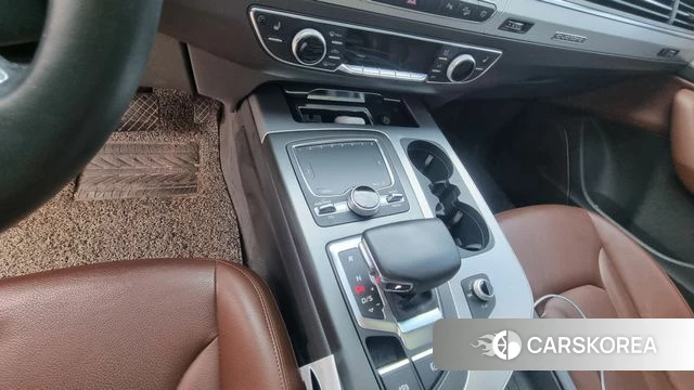 Audi Q7 (4M) 2019 Белый из Кореи, фото 2