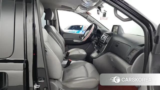 Hyundai The New Grand Starex 2021 Черный из Кореи, фото 2