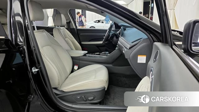 Hyundai Sonata Hybrid (DN8) 2019 Черный из Кореи, фото 2