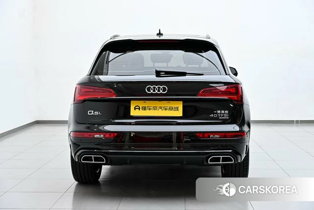 Audi Q5L 2023 Черный из Китая, фото 2
