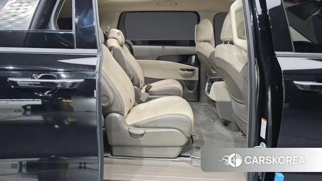 Kia Carnival 4th generation 2023 Черный из Кореи, фото 2