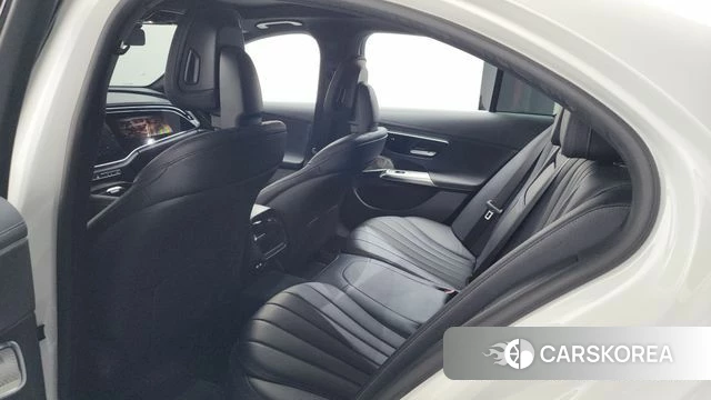 Mercedes-Benz E-Class W214 2024 Белый из Кореи, фото 2