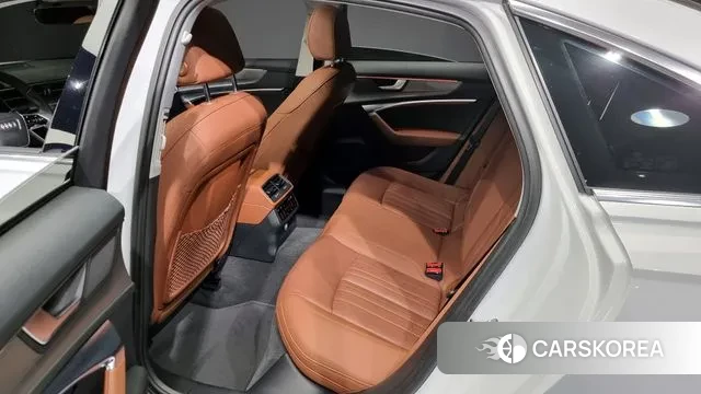 Audi A6 (C8) 2020 Белый из Кореи, фото 2