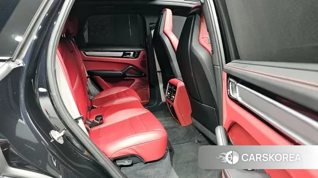 Porsche Cayenne (PO536) 2022 Черный из Кореи, фото 2