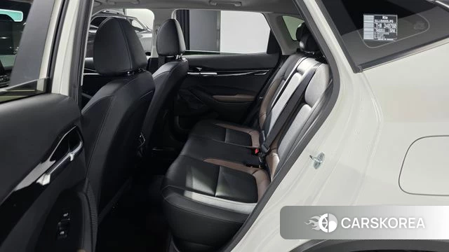 Kia Seltos 2022 Белый из Кореи, фото 2
