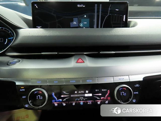 Genesis Electrified G80 (RG3) 2022 Серебристо-серый из Кореи, фото 2