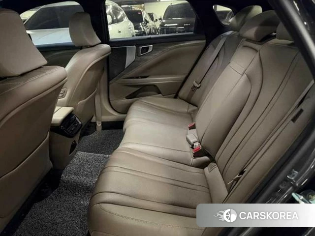 Kia K8 Hybrid 2022 Черный из Кореи, фото 2