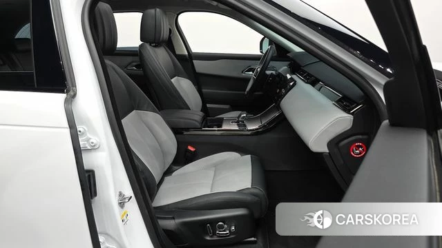 Land Rover Range Rover Velar 2025 Белый из Кореи, фото 2