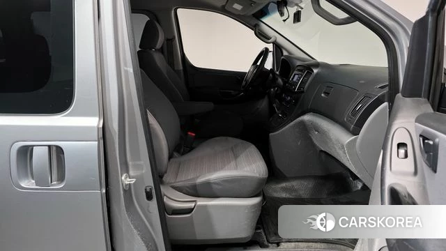 Hyundai The New Grand Starex 2019 Серебряный из Кореи, фото 2