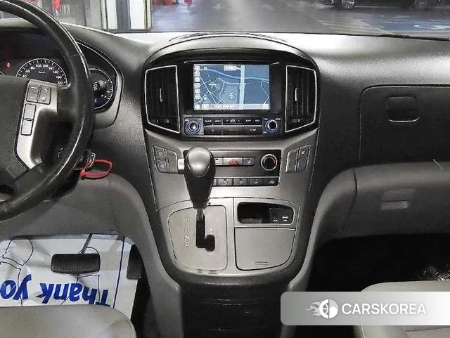 Hyundai The New Grand Starex 2018 Серебряный из Кореи, фото 2