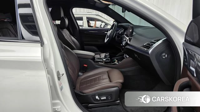 BMW X4 (G02) 2023 Белый из Кореи, фото 2