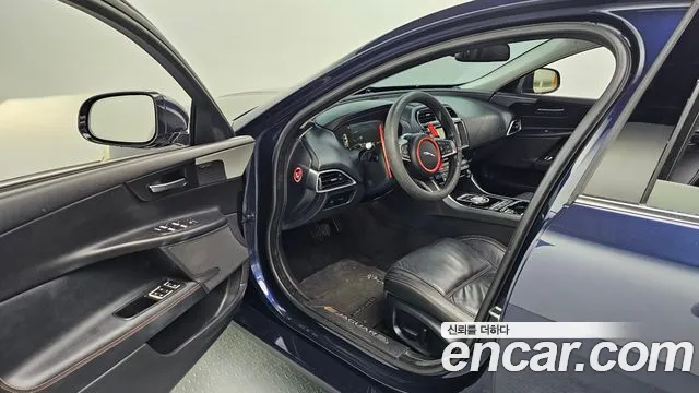 Jaguar XE 2018 Синий из Кореи, фото 2