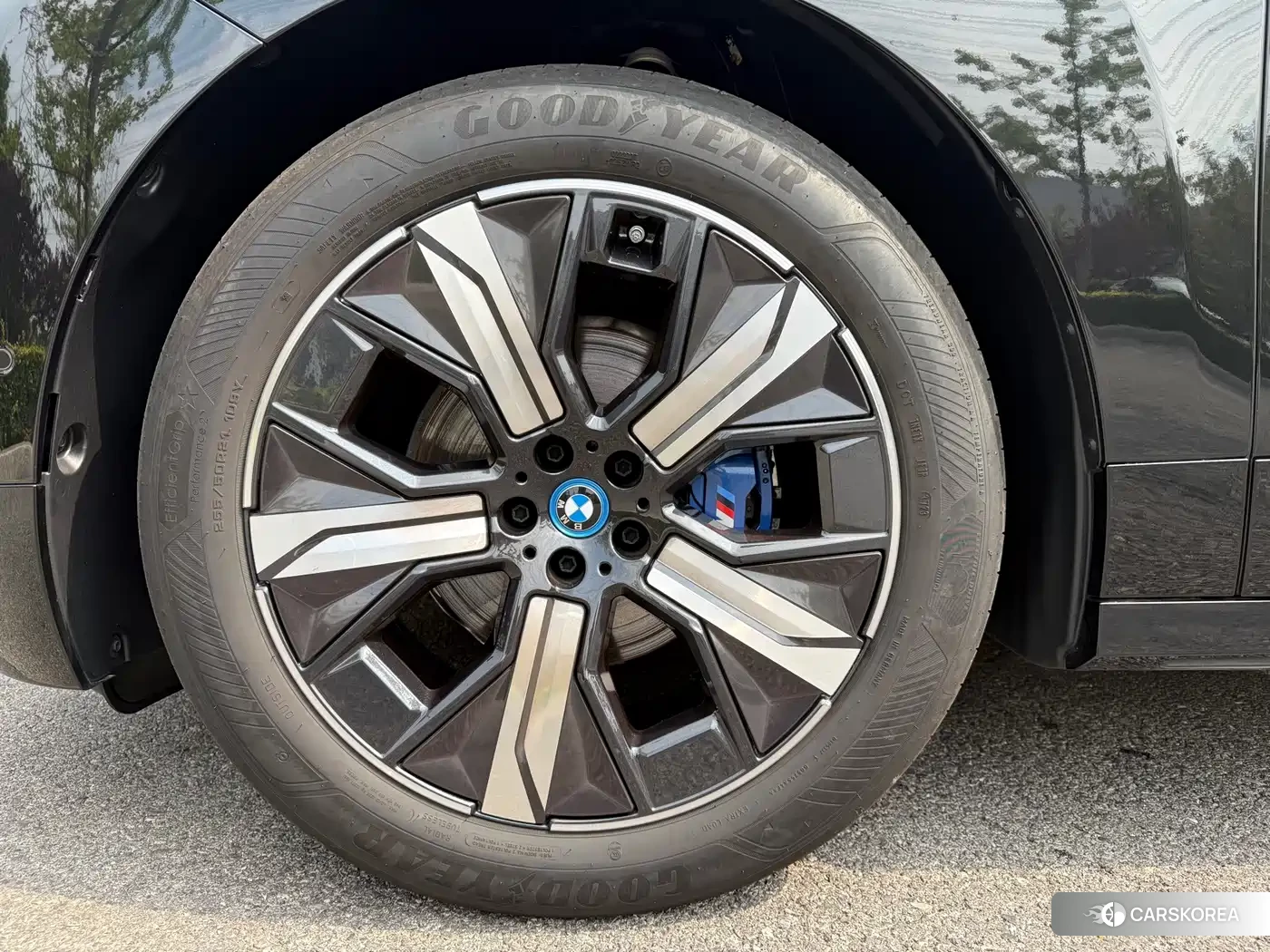 BMW iX 2026 Черный из Китая, фото 2