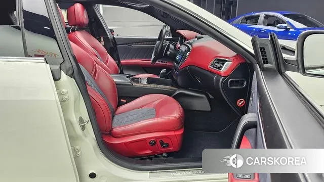 Maserati Ghibli 2018 Белый из Кореи, фото 2