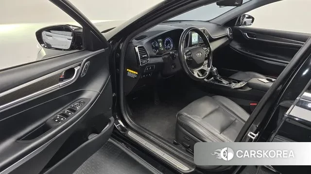 Hyundai Grandeur IG Hybrid 2018 Черный из Кореи, фото 2