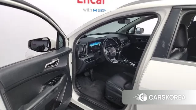 Kia Sportage 5th Generation Hybrid 2021 Белый из Кореи, фото 2