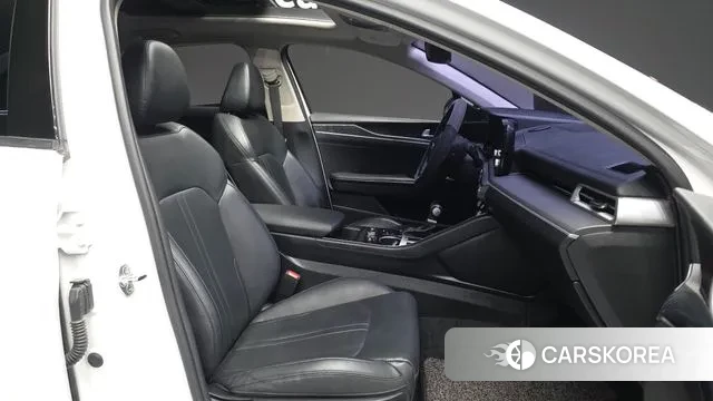 Kia K5 3rd generation 2020 Белый из Кореи, фото 2