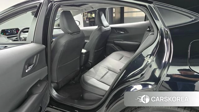 Toyota Prius 5th Generation 2024 Черный из Кореи, фото 2