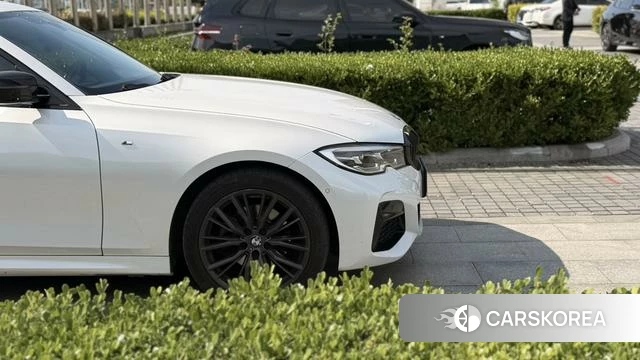 BMW 3 series 2022 Белый из Китая, фото 2